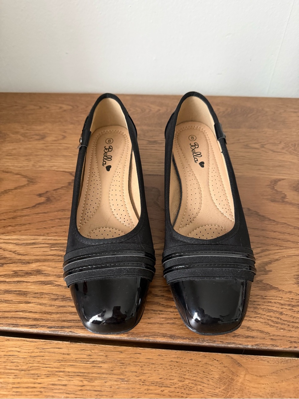 Bella Black Short Wedges Size 8